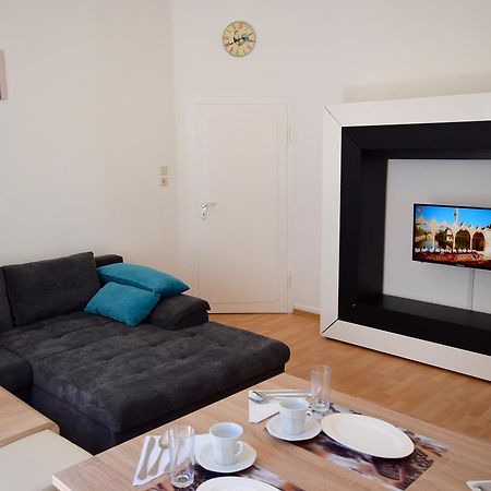 Apartment Ostendplatz Stuttgart Exterior foto
