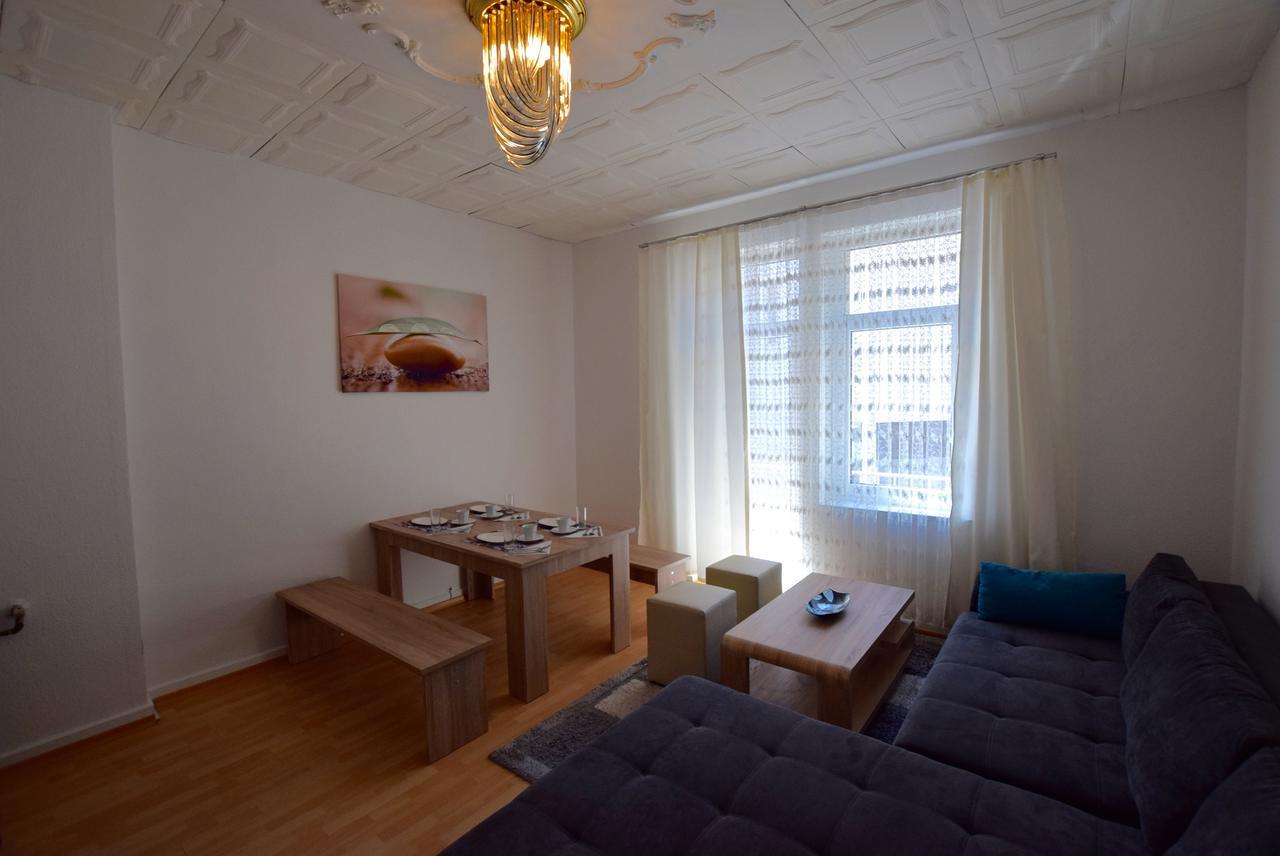 Apartment Ostendplatz Stuttgart Exterior foto