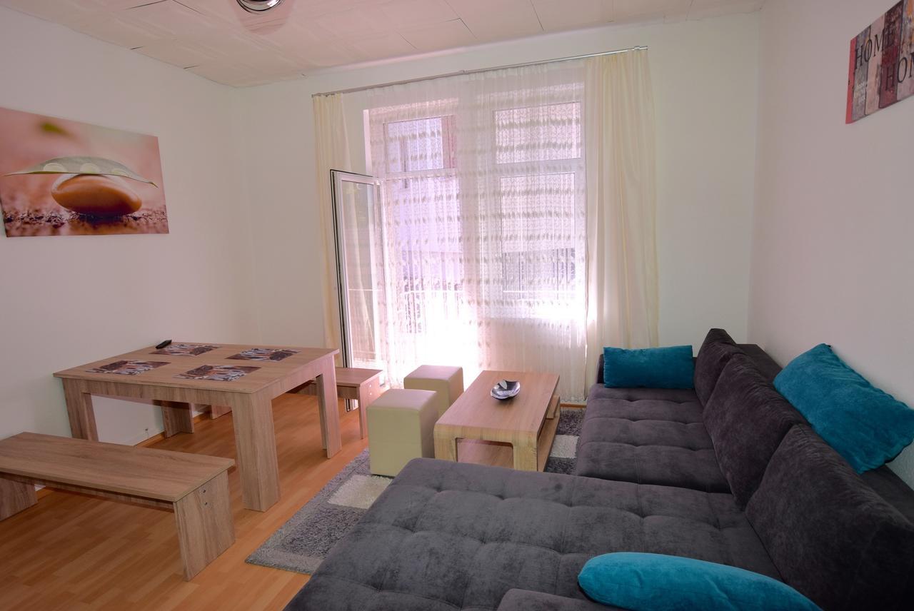 Apartment Ostendplatz Stuttgart Exterior foto